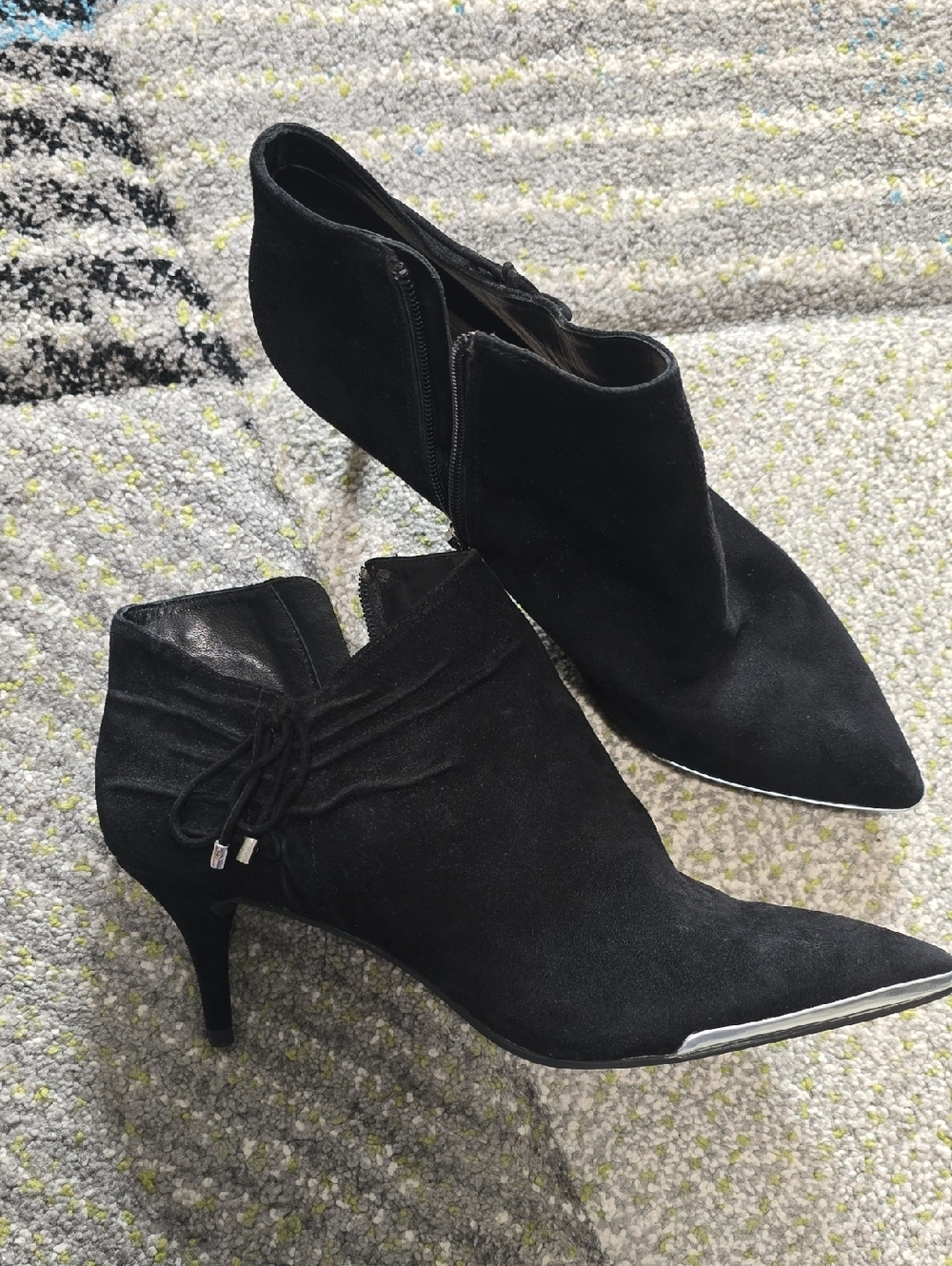 DKNY Black Suede Pointed-Toe Ankle Boots Size 9.5